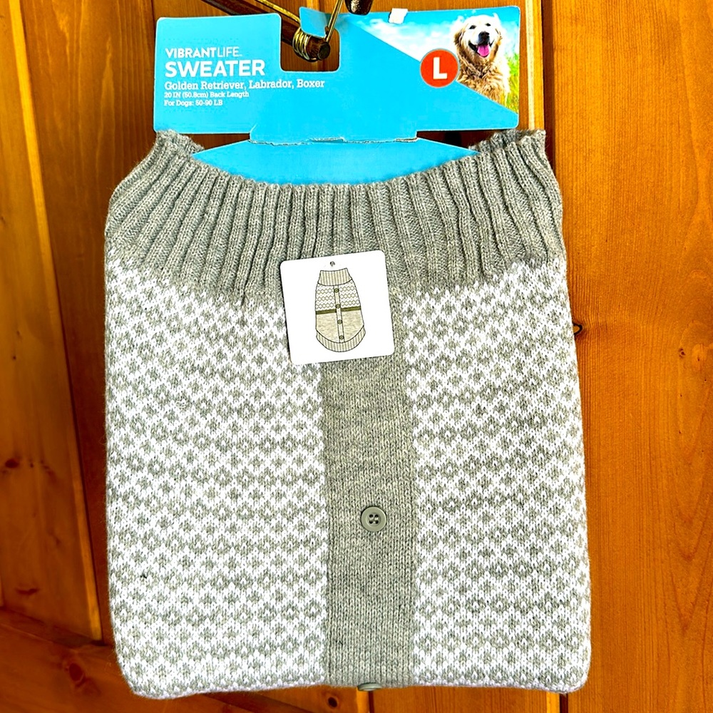 New Vibrant life Dog sz Large sweater 50-90lbs Grey & white